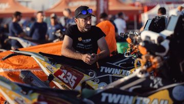 Dakar team issues update on driver after major crash