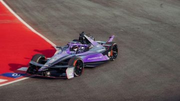 Wehrlein makes perfect start to Formula E title defence