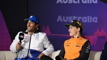 Piastri responds to 'Australian pressure' following Ricciardo F1 exit