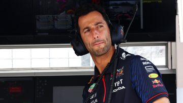 Ricciardo reveals nerves over Red Bull family return