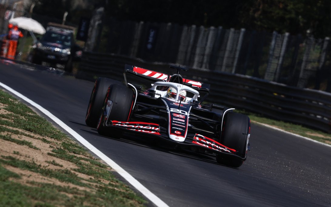 Magnussen FP1 Italy